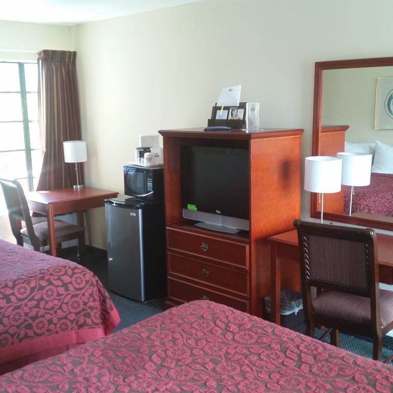 Days Inn By Wyndham Orange Anaheim Esterno foto