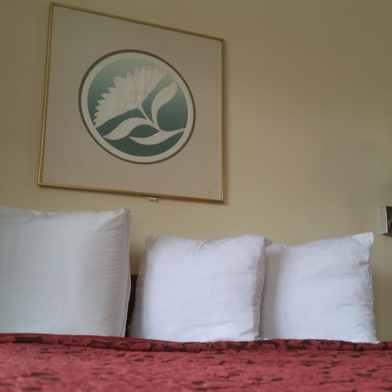 Days Inn By Wyndham Orange Anaheim Esterno foto